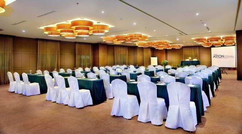 Grand City Hall Hotel & Serviced Residences Medan Exteriér fotografie