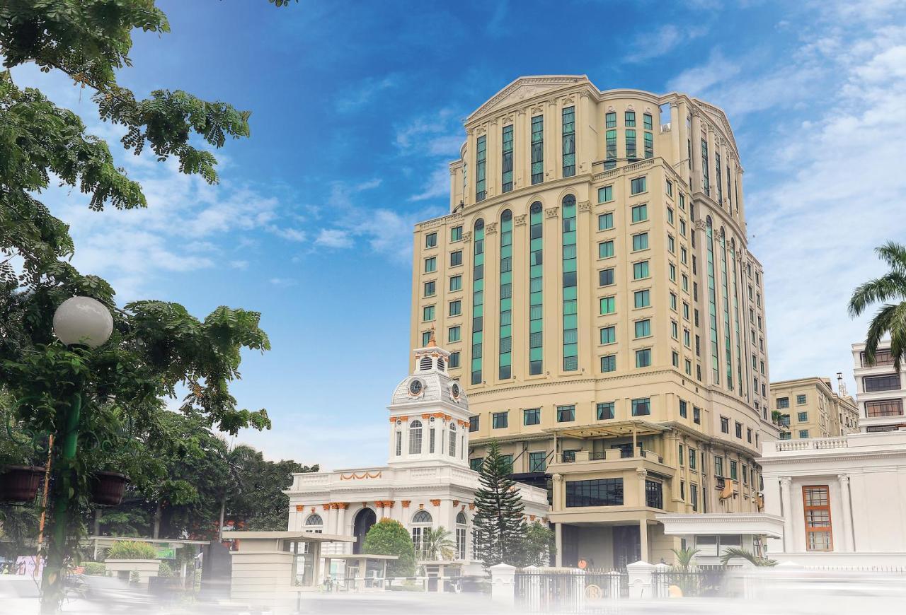 Grand City Hall Hotel & Serviced Residences Medan Exteriér fotografie