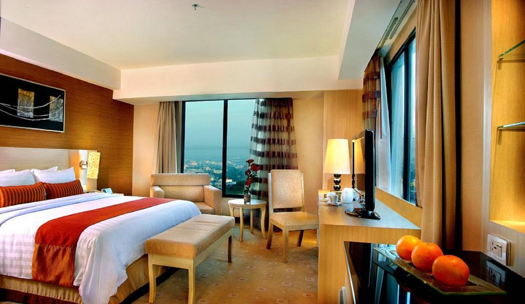 Grand City Hall Hotel & Serviced Residences Medan Exteriér fotografie